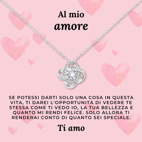 Collana con un affascinante ciondolo