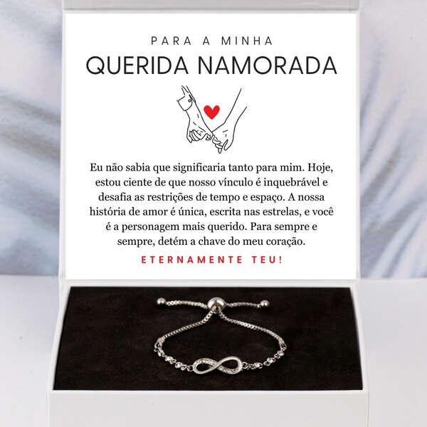 Pulseira com pingente que simboliza o infinito