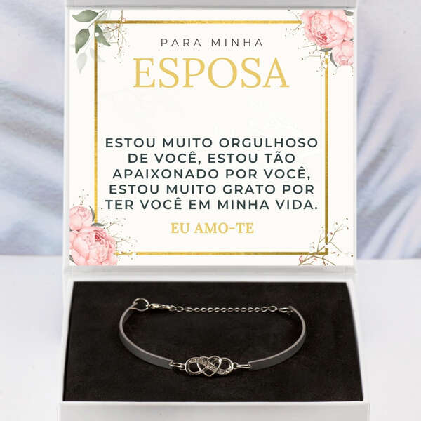 Pulseira com pingente duplo