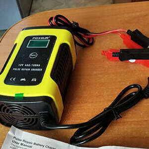 Tu Possuis Conhecimento Sem Poder II Portable Battery Charger by